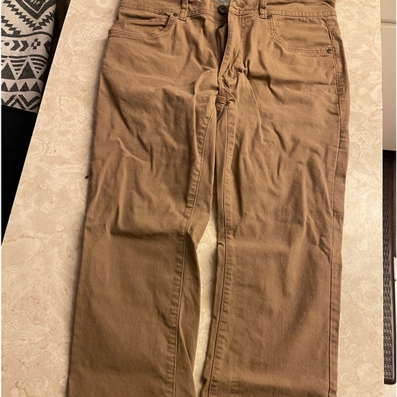 GH Bass casual pants with cell phone pocket. - Picture 1 of 4